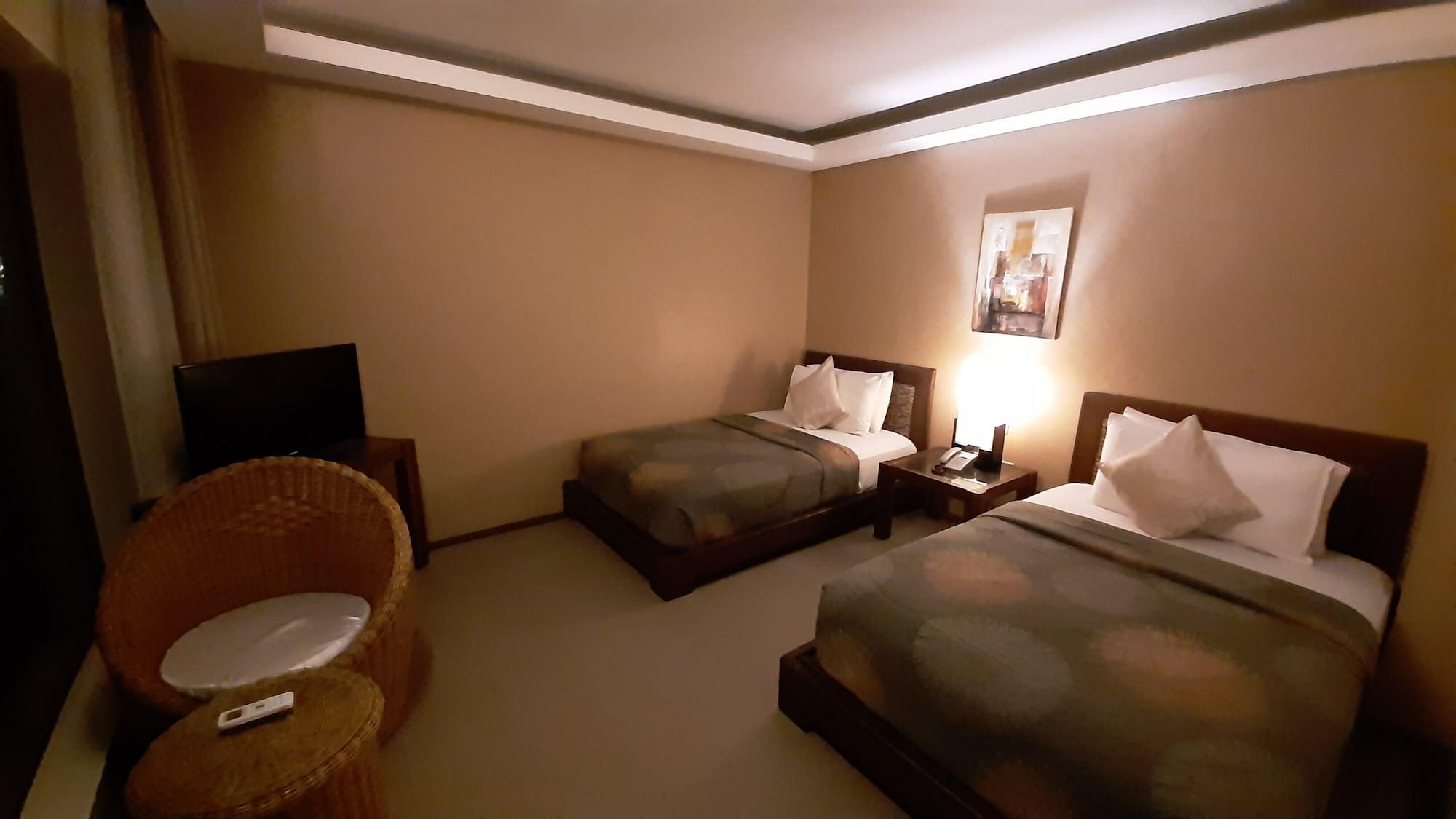 Urban Sands Hotel Iloilo מראה חיצוני תמונה